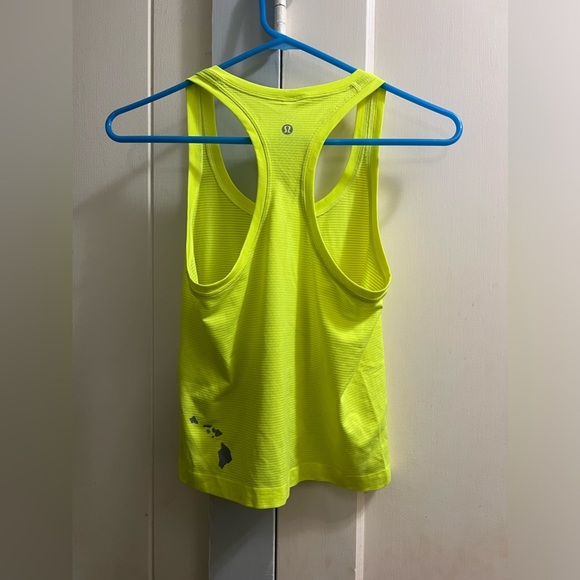 EUC Special Hawaii Edition Lululemon Swiftly Tech Tank - Picture 2 of 5